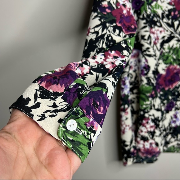J Jill Relaxed Shirttail Blouse Oat Floral button Down Shirt Pocket XL - Picture 3 of 12
